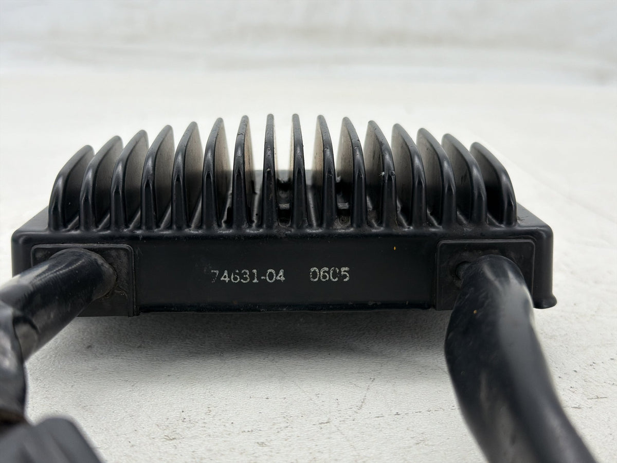 2005 Harley Dyna Wide Glide FXDWG OEM Voltage Regulator Rectifier