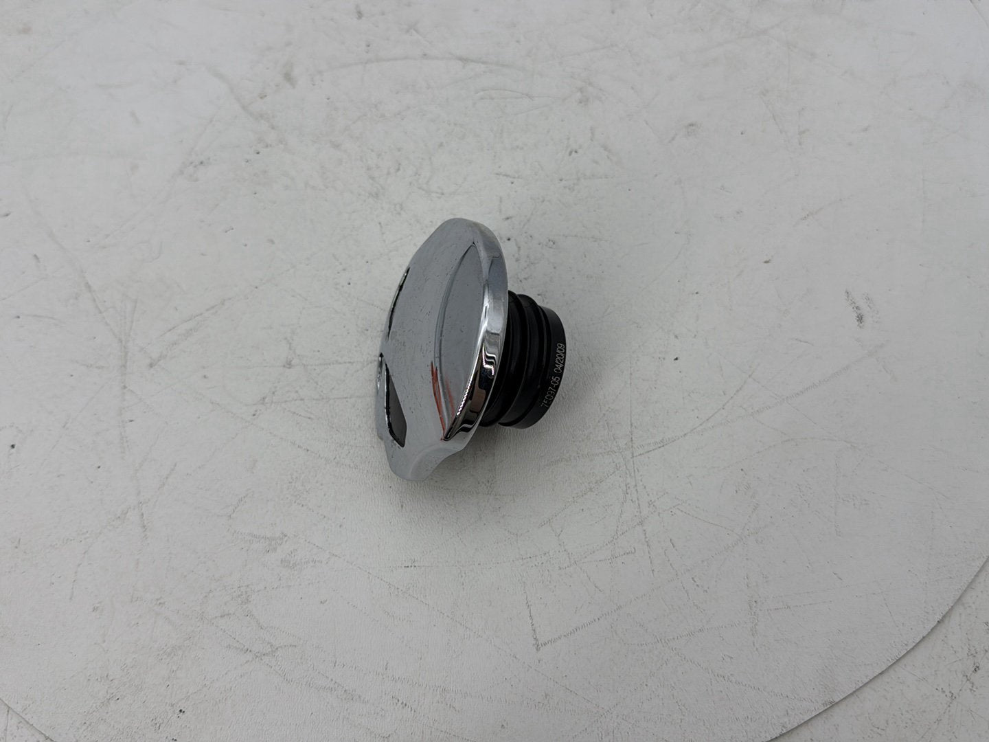 1999 - 2006 Harley-Davidson Touring Road King Police Fuel Gas Tank Cap Bushing Hub 61272-92C