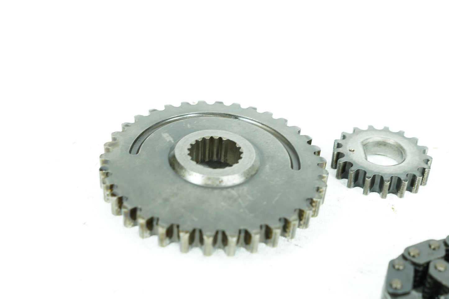 2000 - 2006 Harley-Davidson Softail Deuce Engine Motor Lower Timing Chain Guide  	25610-99