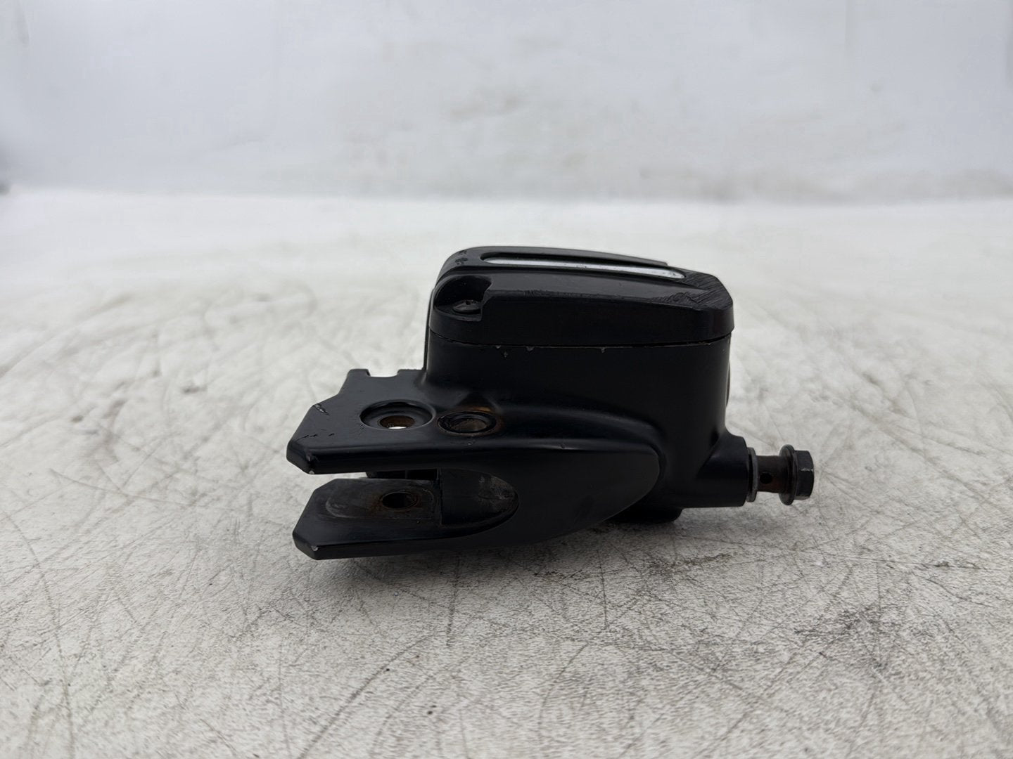 2016 Harley Road King Touring FLHR OEM Front Right Hand Brake Lever Master Cylinder Reservoir