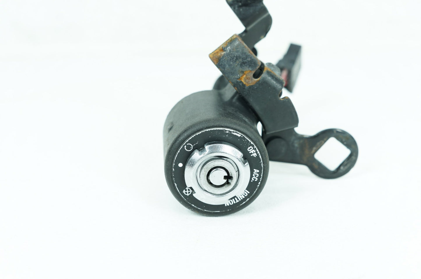 2004 - 2022 Harley-Davidson Sportster Custom Anniversary Ignition Switch Cylinder Barrel Lockset NOKey 71441-94
