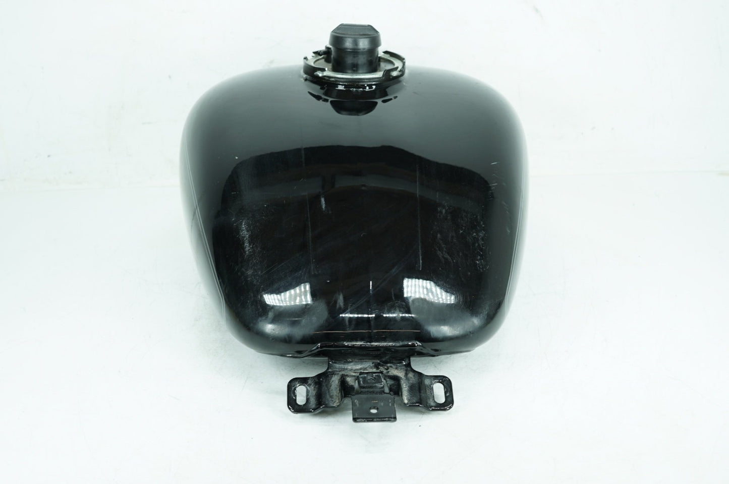 2007 - 2012 Harley-Davidson Touring Electra Glide Classic Fuel Gas Tank Gasoline Reservoir 61356-08