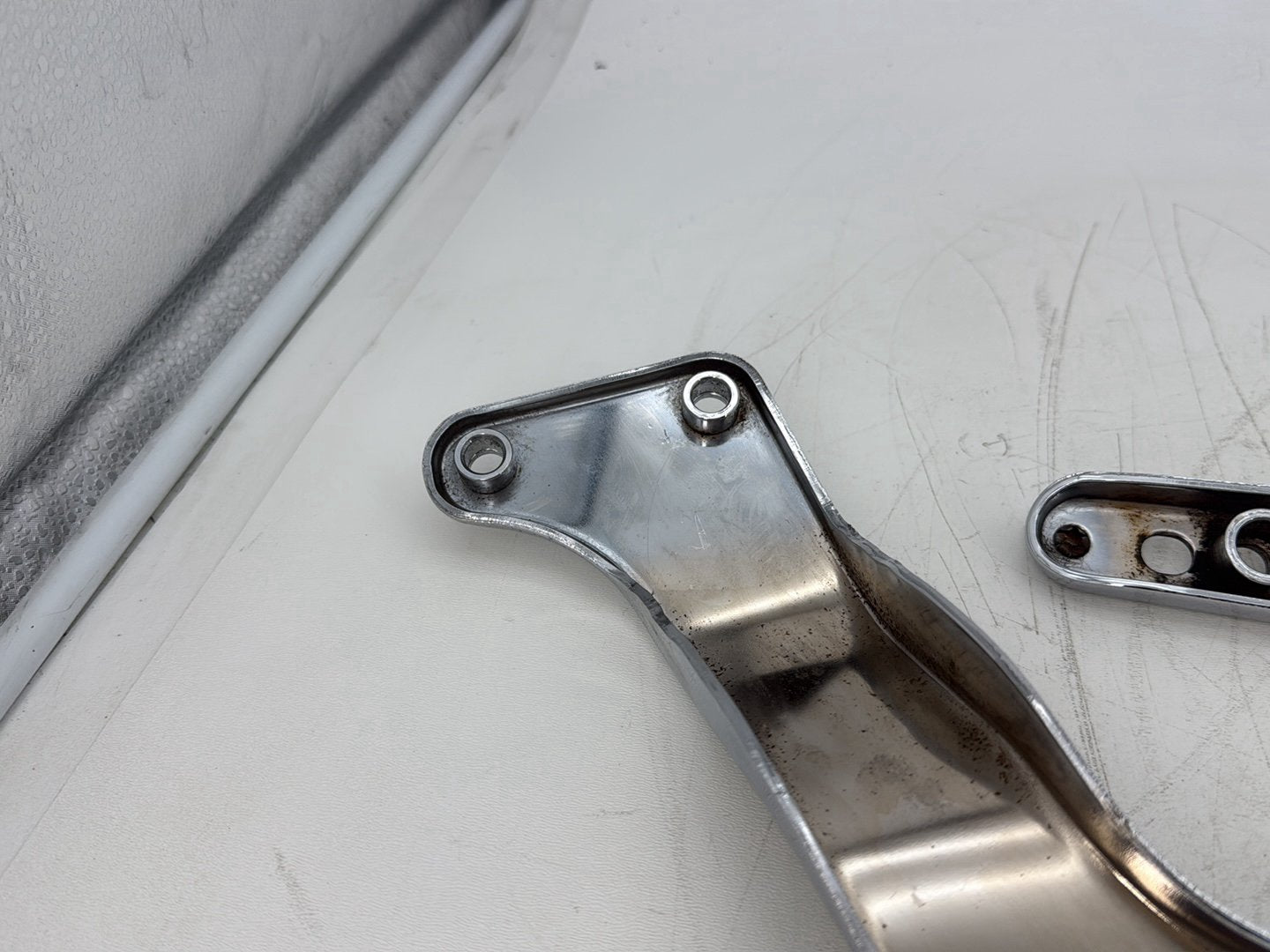2006 Harley Softail FLSTCI Heritage Classic OEM Rear Left Right Fender Struts Bracket