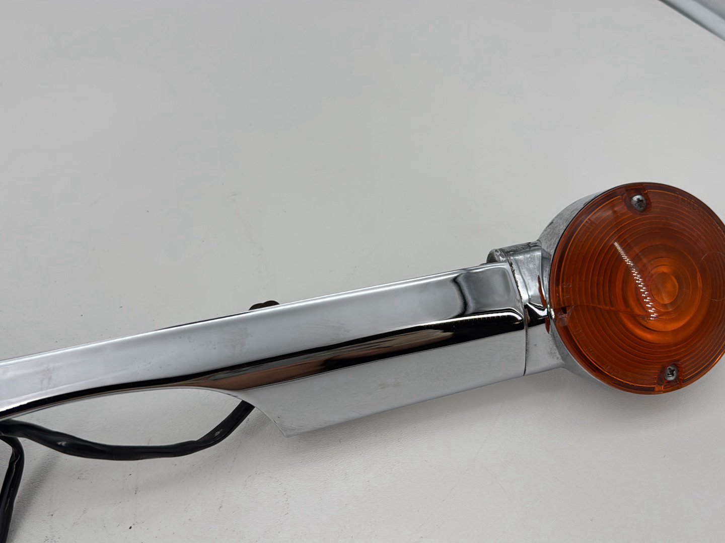 1999 - 2006 Harley-Davidson Touring Electra Glide Classic Rear Left & Right Turn Signals 68510-74C