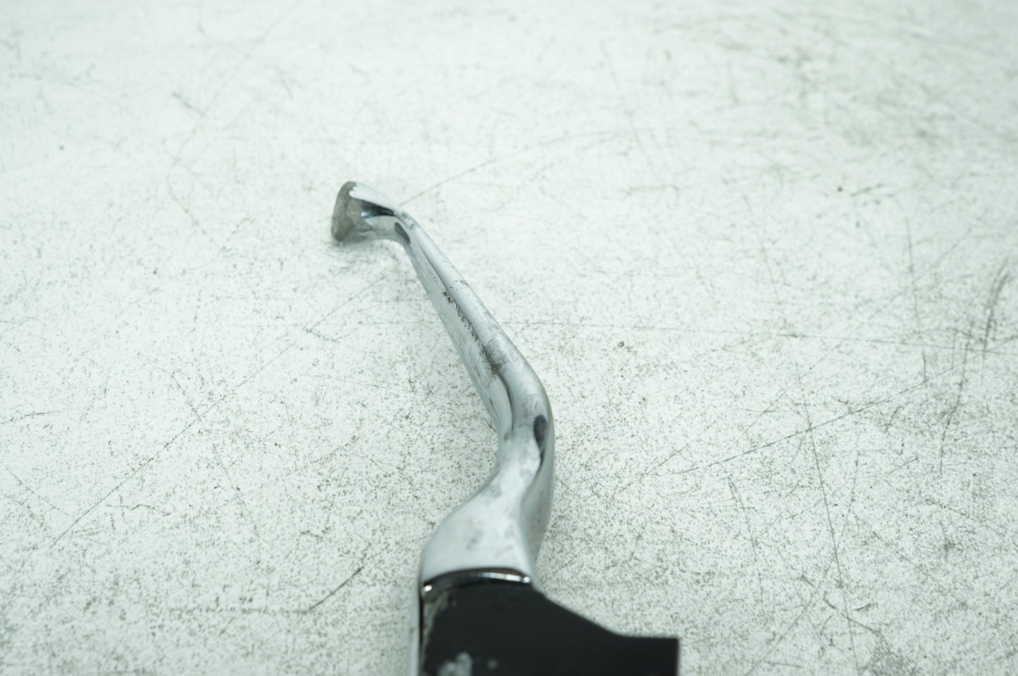 1999 - 2006 Harley-Davidson Dyna Low Rider Front Right Brake Lever Master Cylinder 45019-96D