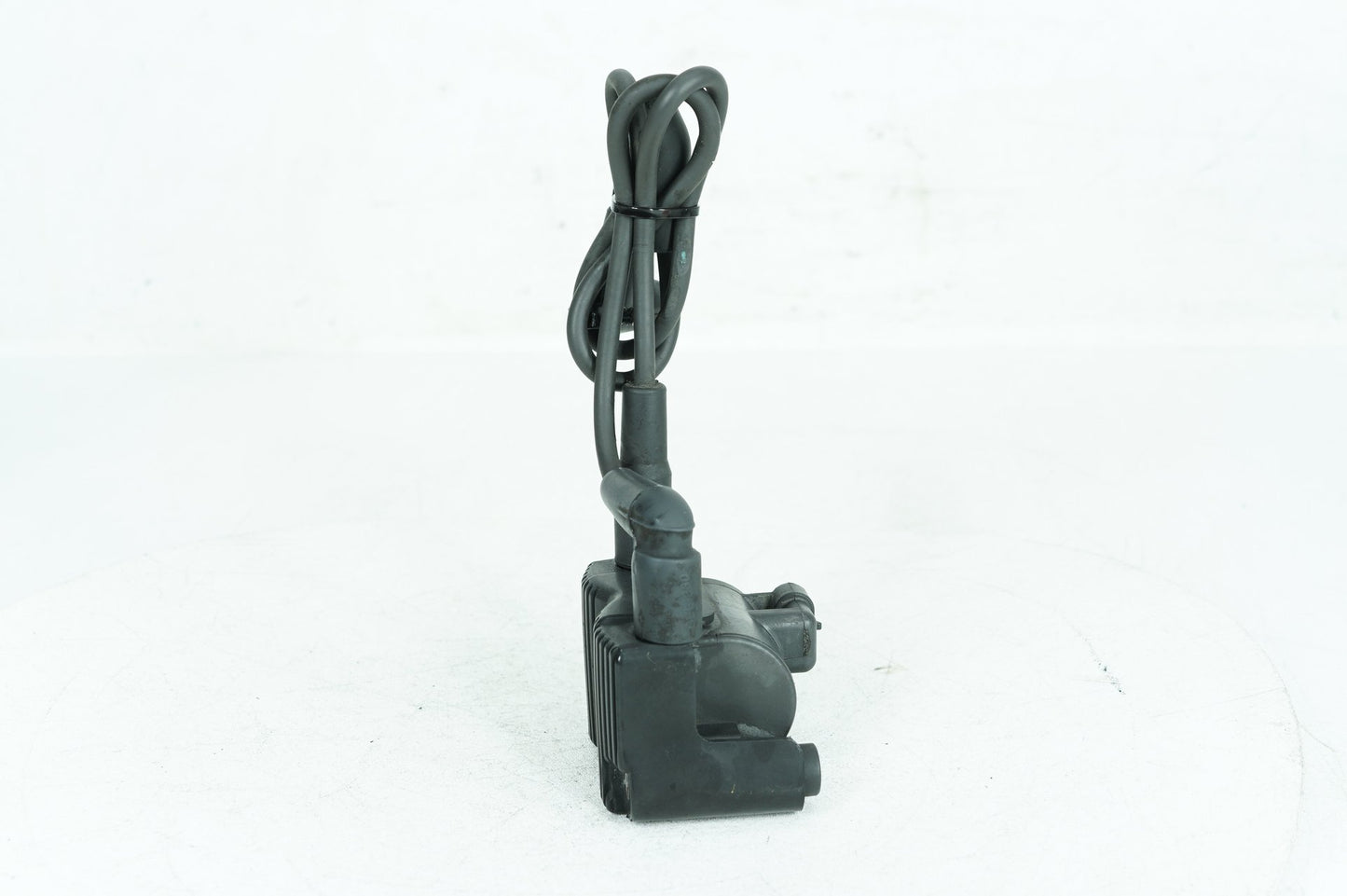 2007 - 2017 Harley-Davidson Dyna Street Bob Ignition Coil Spark Plugs Cable  	31696-07A