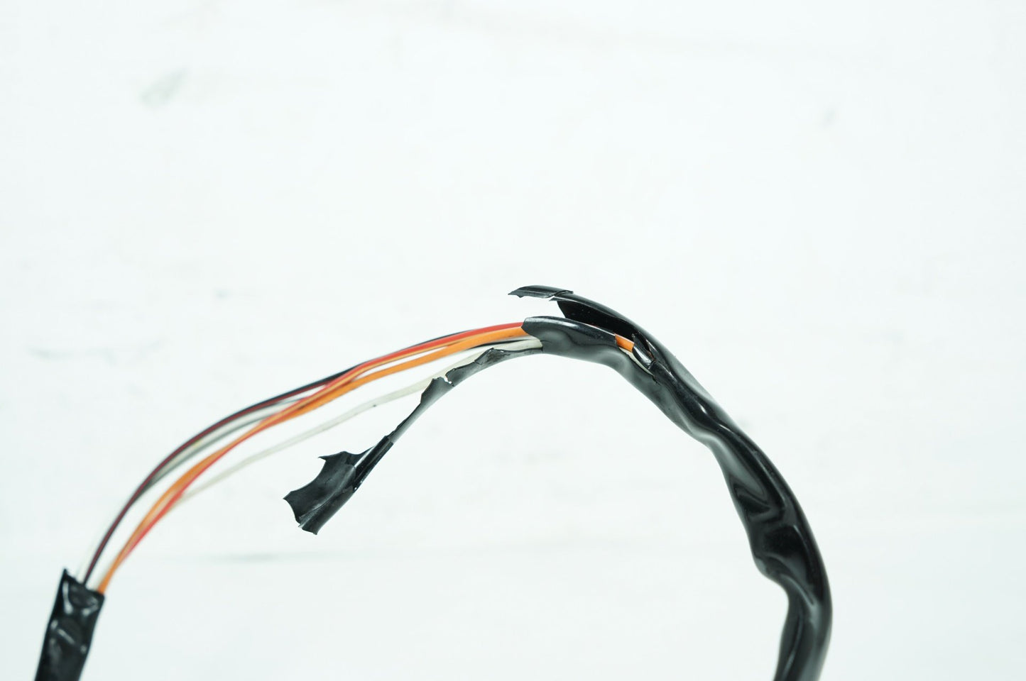 1999 - 2006 Harley-Davidson Dyna Wide Glide Right Engine Start Kill Switches Controls 71684-06A