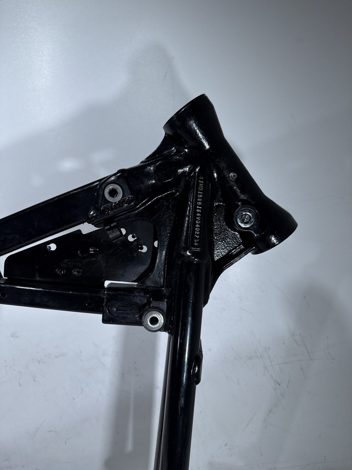 2004 Harley Heritage Softail Classic FLSTCI OEM Body Main Frame Chassis SLVG