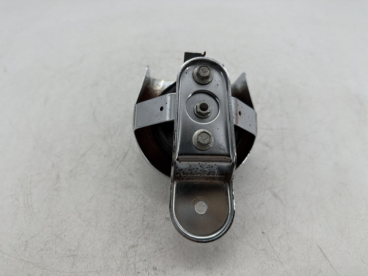 1996 Harley Electra Glide Touring Ultra OEM Horn Signal Klaxon Chrome Cover