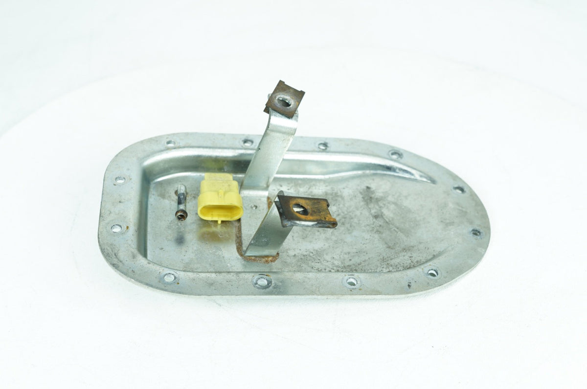 2005 Harley Dyna FXDLI Low Rider OEM Fuel Petrol Gas Pump Top Plate Cover