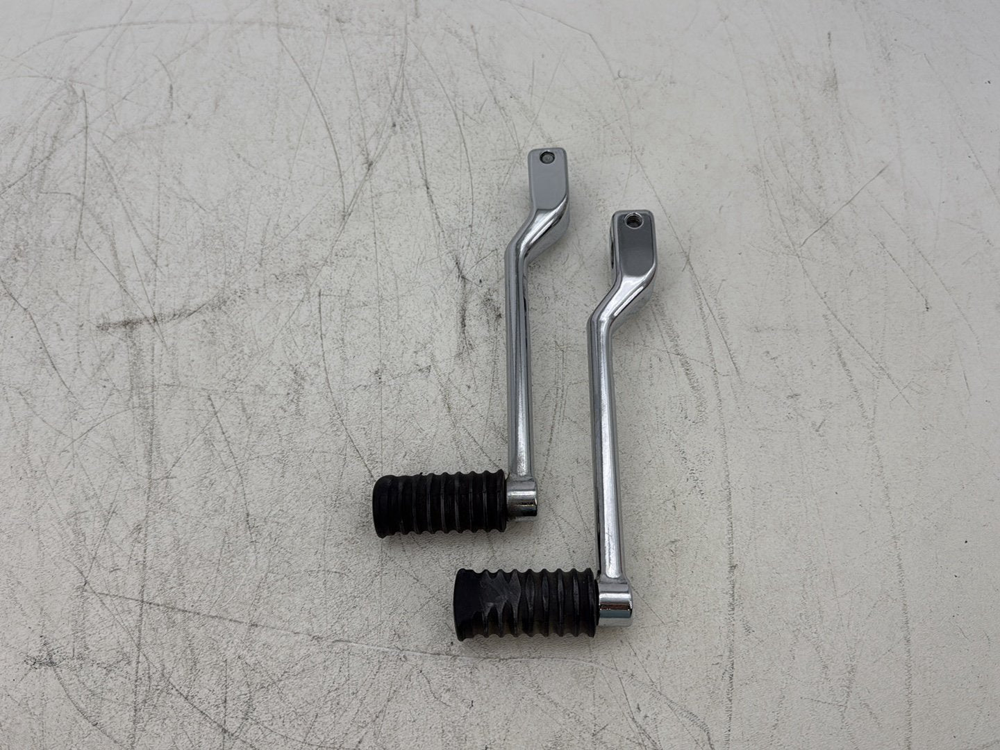 2007 Harley Electra Glide Touring Ultra OEM Gear Shifter Lever Pedal Pedals