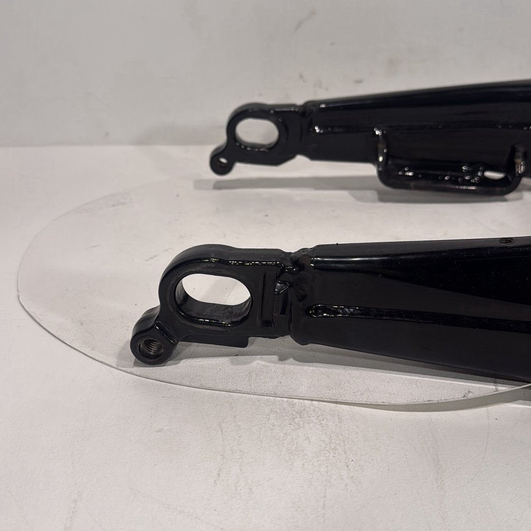 2008 - 2016 Harley-Davidson Touring Street Glide Rear Fork Swingarm Swing Arm 47549-09
