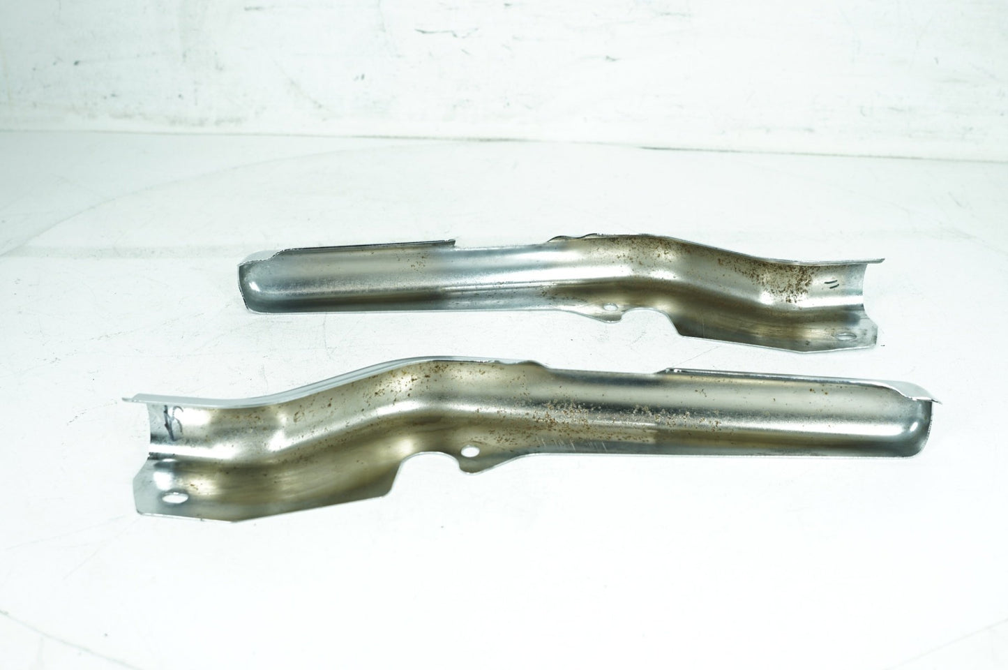 2007 - 2011 Harley-Davidson Touring Street Glide Rear Left Right Fender Struts Bracket 47502-97