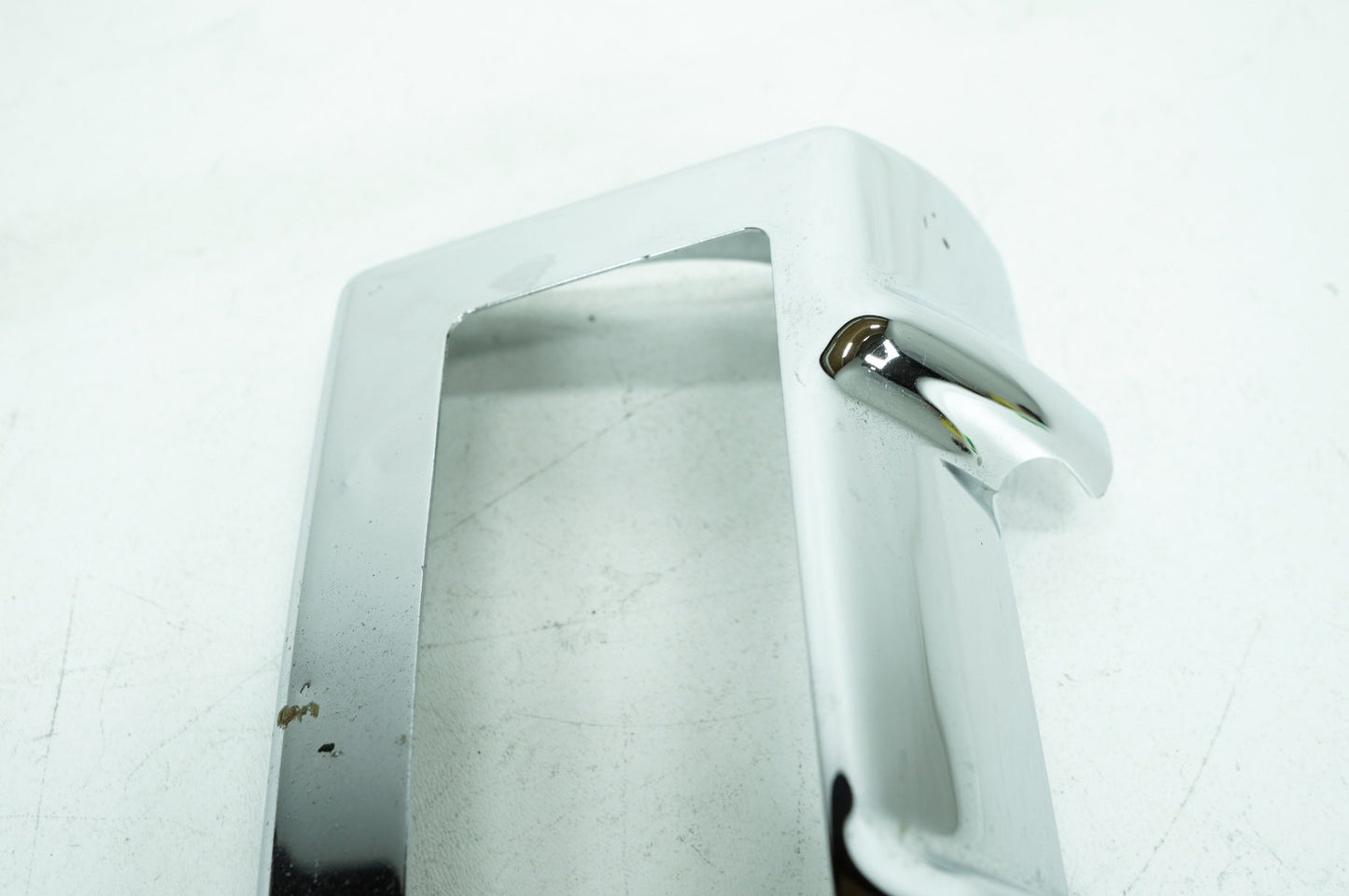 2007 - 2012 Harley-Davidson Touring Electra Glide Ultra Mount Bracket Support Holder 62533-11