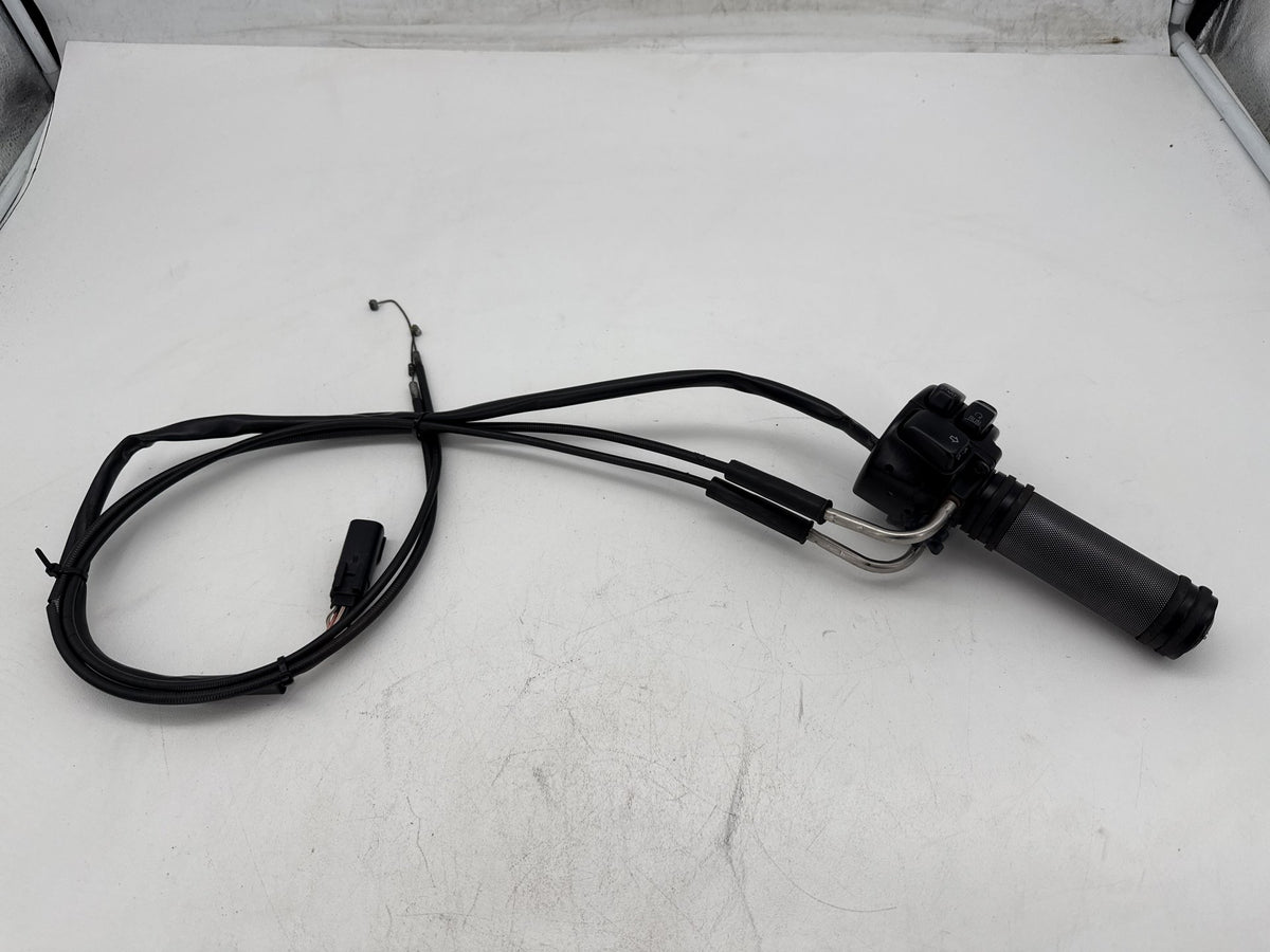 2008 Harley Softail Custom FXSTC OEM Right Engine Start Kill Switches Controls