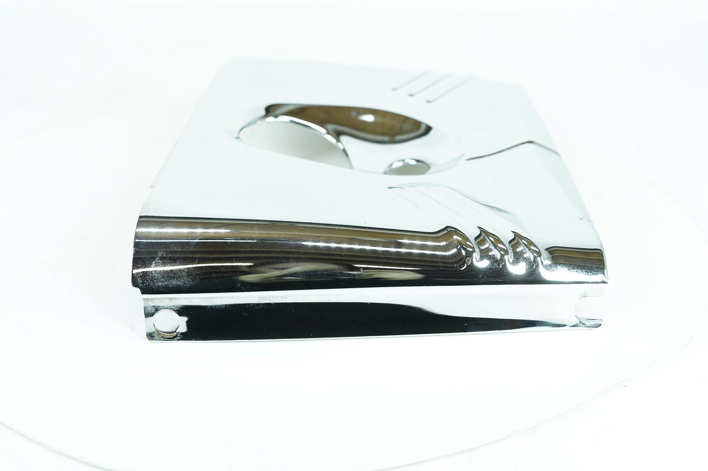 1999 - 2006 Harley-Davidson Softail Deluxe Front Upper Nacelle Headlight Cover Panel  	67605-05
