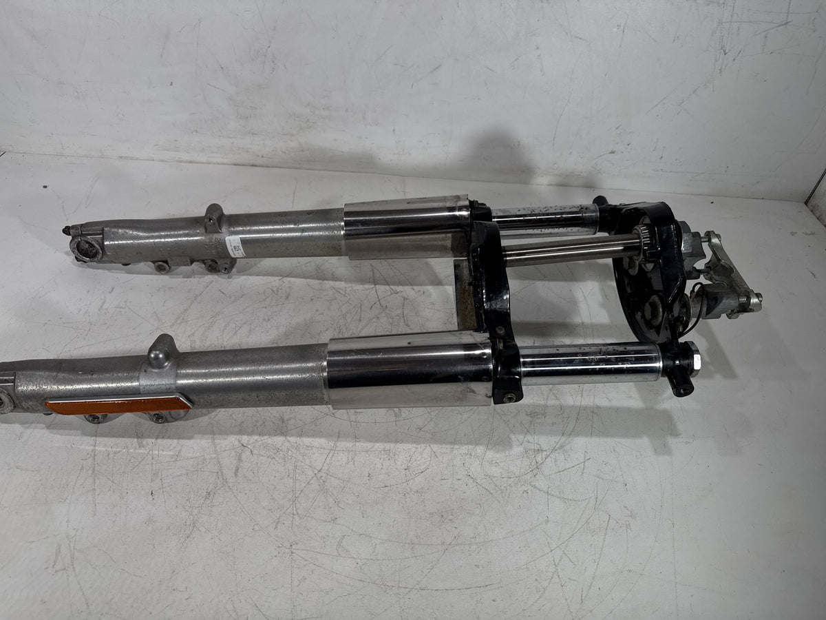 2012 Harley Electra Glide Touring Ultra OEM Front Triple Tree Set & LH RH Fork Legs Sliders