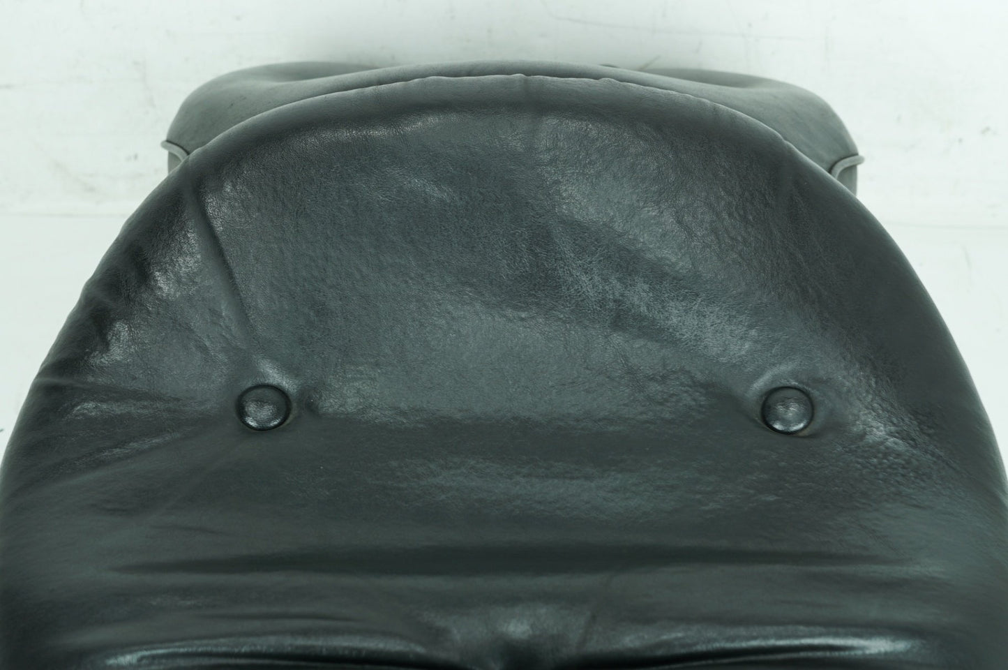 1999 - 2006 Harley-Davidson Touring Road King Classic Passenger Rider Driver Seat Saddle 	51704-05