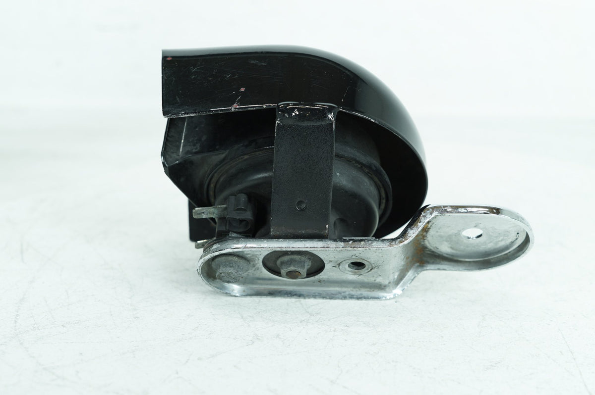 Harley-Davidson Touring Street Glide Horn Signal Klaxon Chrome Cover 69060-90F