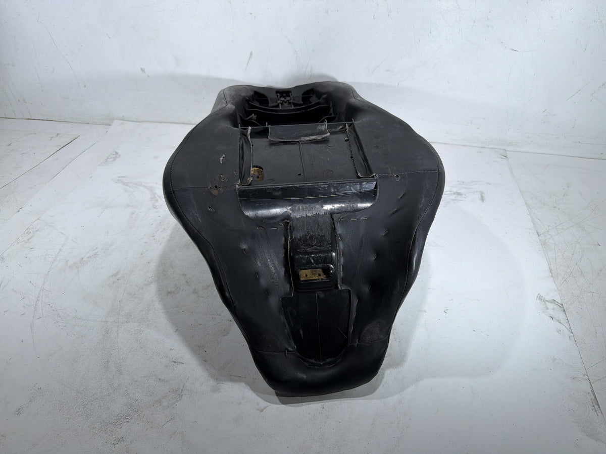 2010 Harley Electra Glide Touring Ultra OEM Passenger Rider Driver Seat Saddle