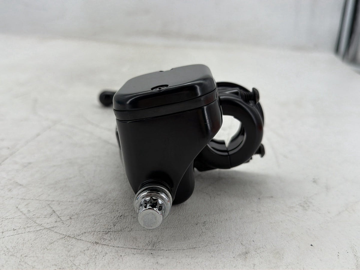 2009 Harley Dyna Street Bob FXDB OEM Front Right Brake Lever Master Cylinder