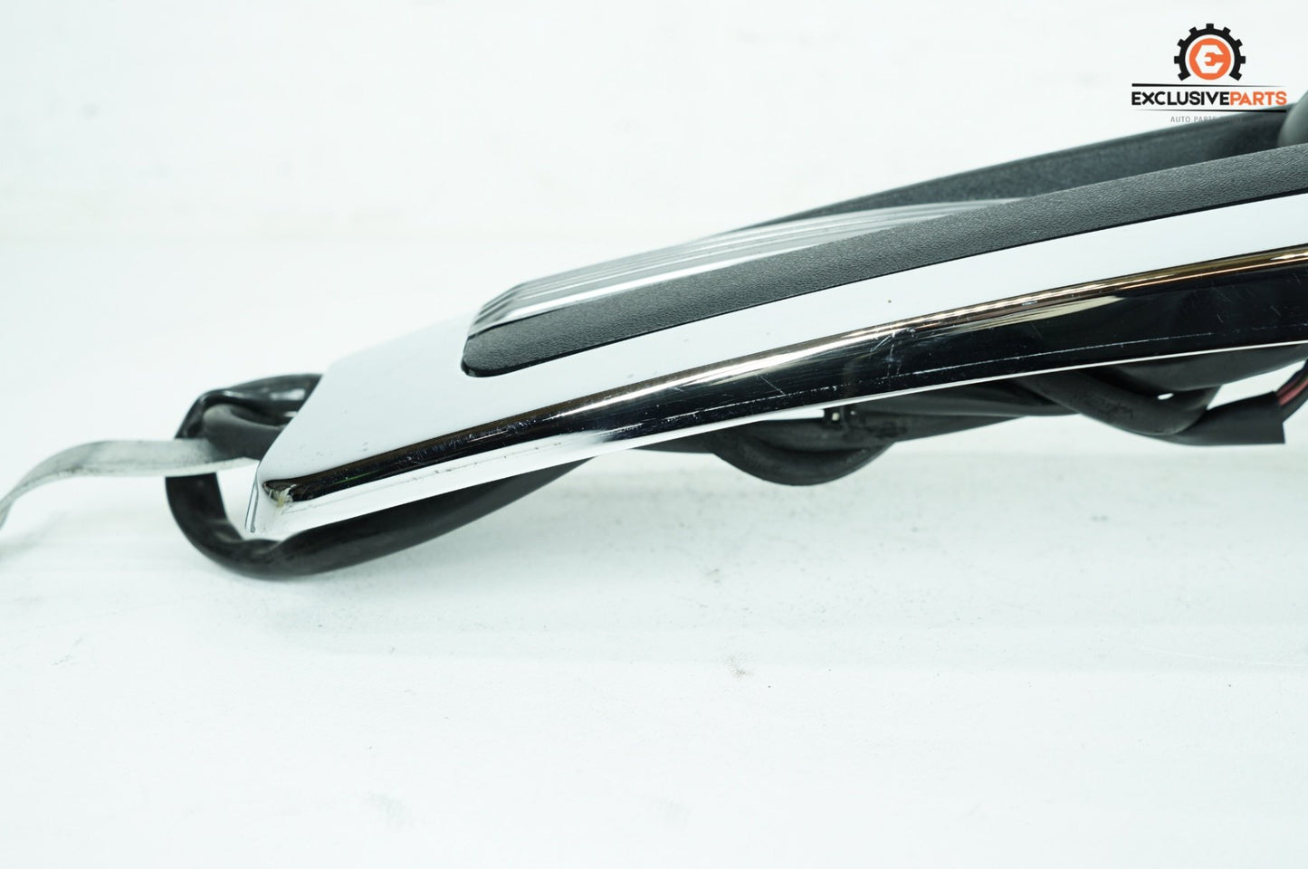 2008 - 2016 Harley-Davidson Touring Electra Glide Ultra Fuel Gas Tank Dash Console NOKey 61270-08