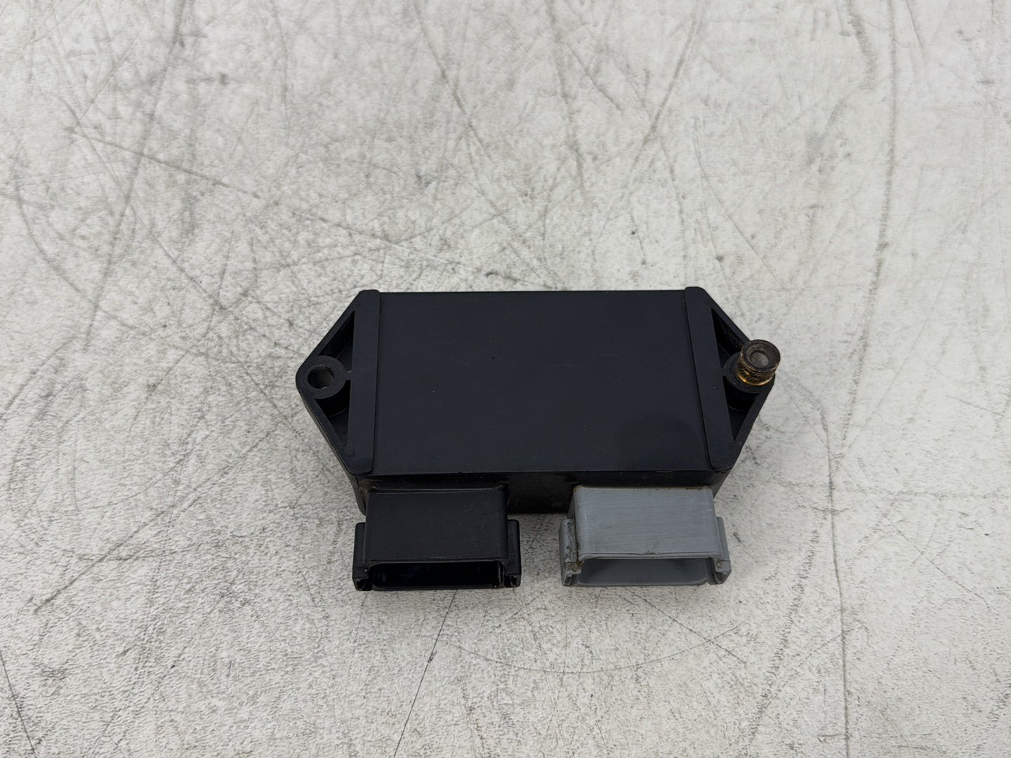 2000 Harley Softail FLSTC Heritage Classic OEM Ignition Computer Module Igniter CDI