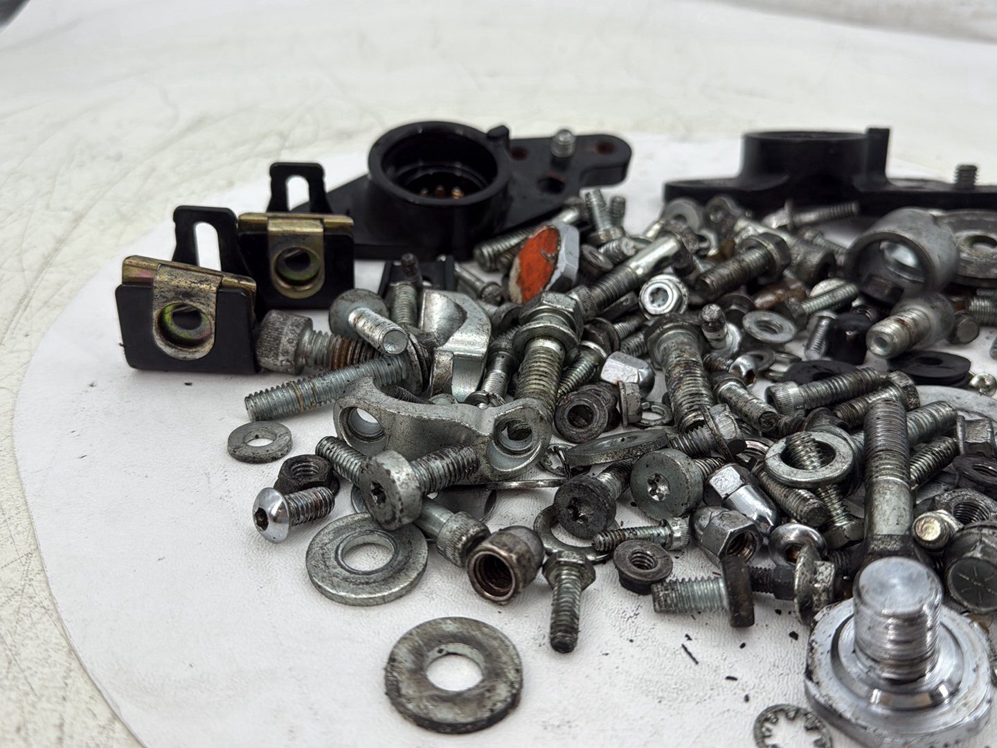 2006 Harley Road King Touring FLHRCI Classic OEM Hardware Bolts Nuts & Brackets