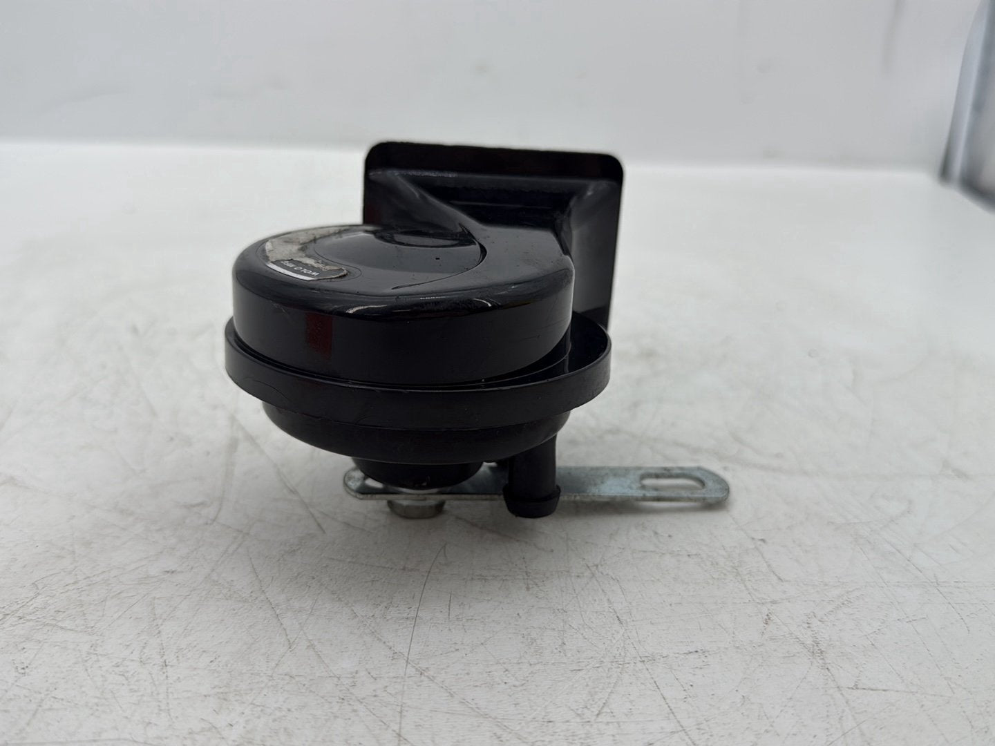 2007 Harley Touring FLHTCU Electra Glide Ultra OEM Signal Horn Klaxon Beep
