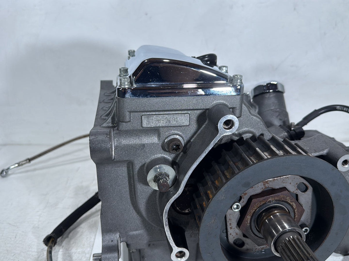 2013 Harley Electra Touring CVO OEM 6 Speed Transmission Gearbox 32K * CRACKED *