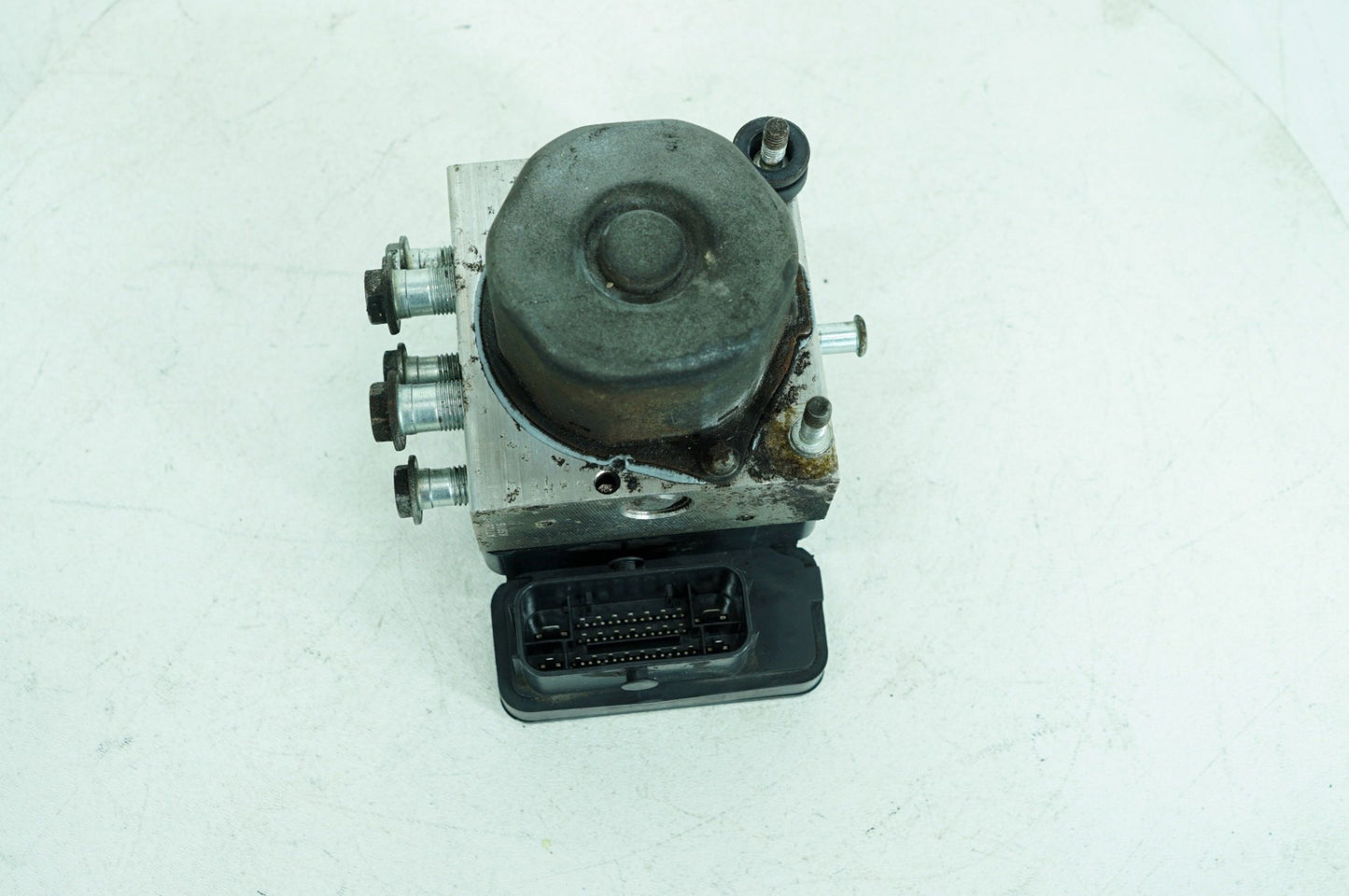 2017 - 2025 Harley-Davidson Touring Electra Glide Ultra ABS Brake Pump & Control Module 41100046