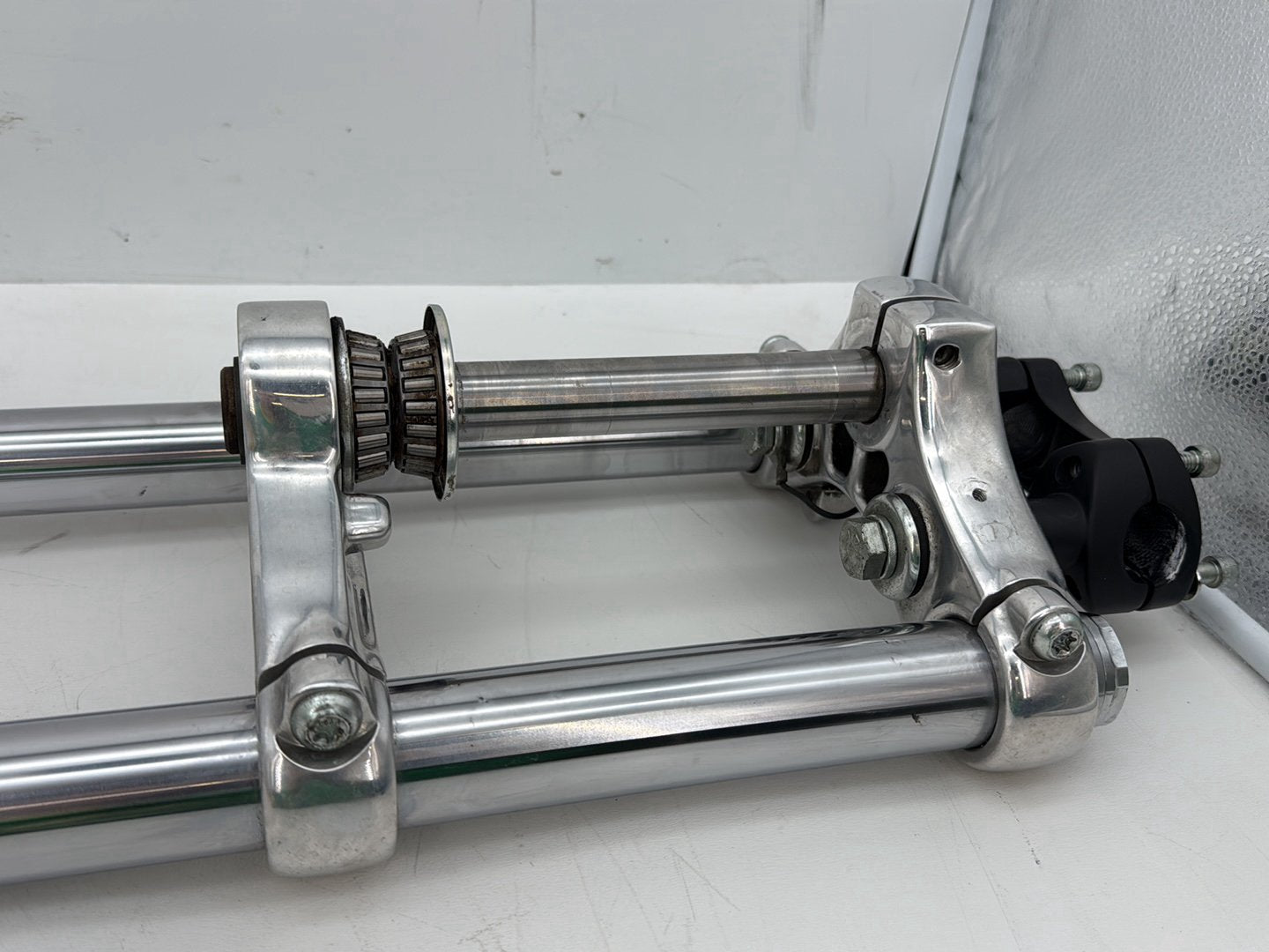 2002 Harley Dyna FXD Super Glide OEM Front Triple Tree Set & LH RH Fork Legs Sliders