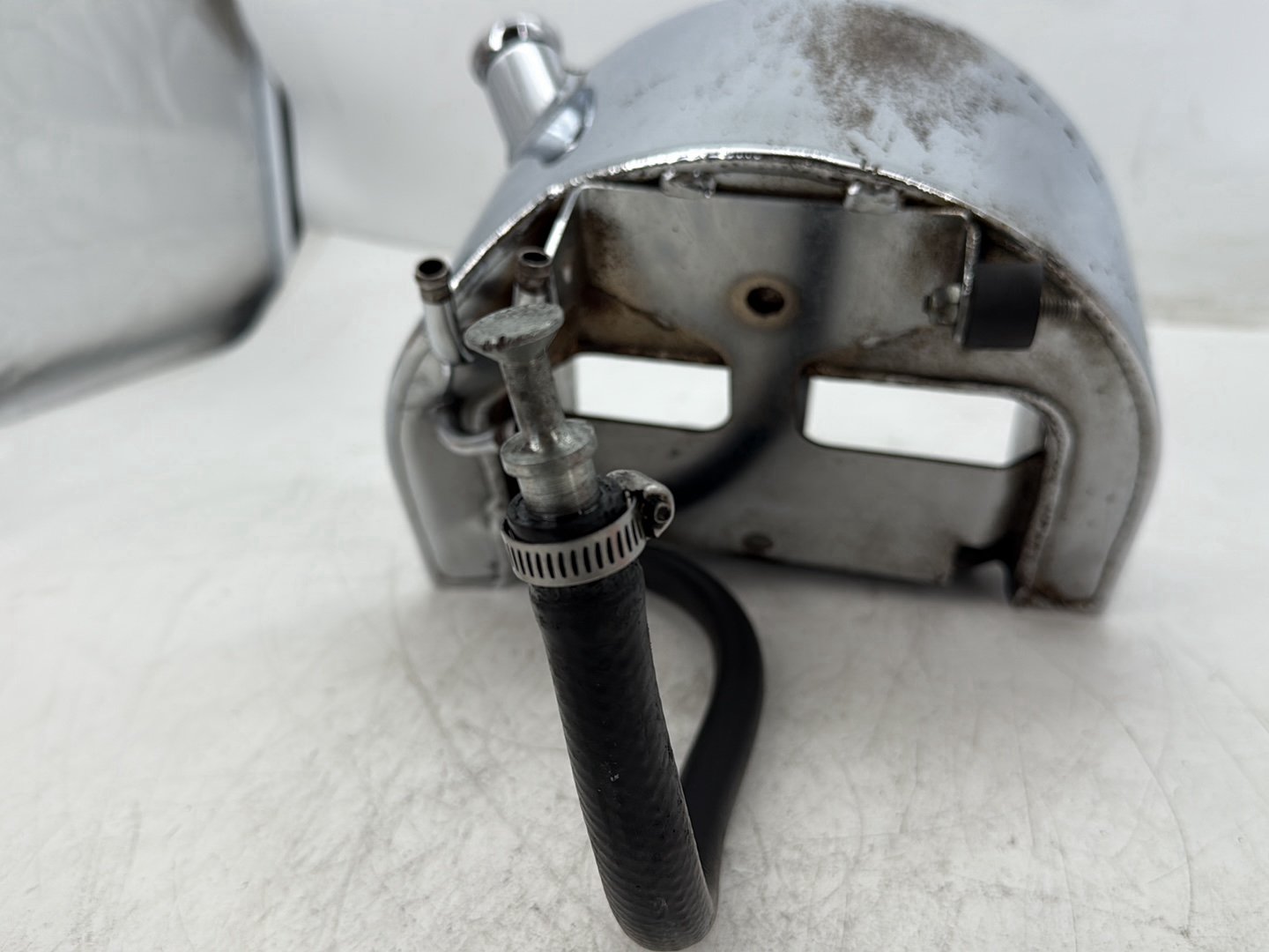 1998 Harley Softail Custom FXSTC OEM Oil Tank Reservoir Bottle Canister & Dipstick