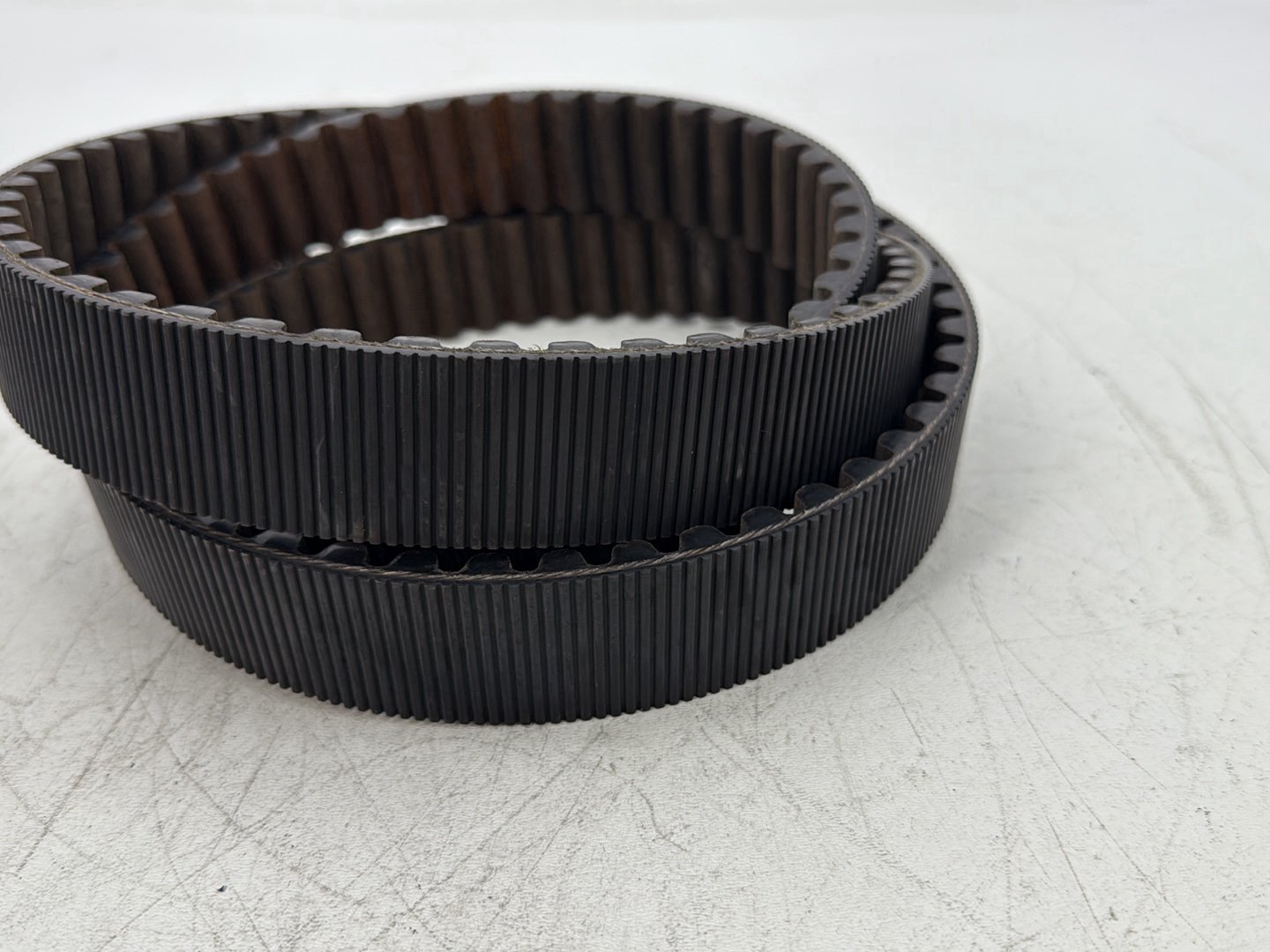 2000 Harley Touring FLHTCUI Electra Glide Ultra OEM Rear Drive Belt 139T 1.5"