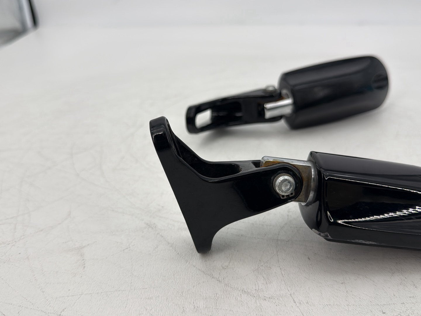 2015 Harley Touring FLHXS Street Glide OEM Passenger Left & Right Foot Pegs