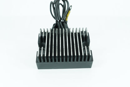1999 - 2006 Harley-Davidson Dyna Wide Glide Voltage Regulator Rectifier   	74518-99A