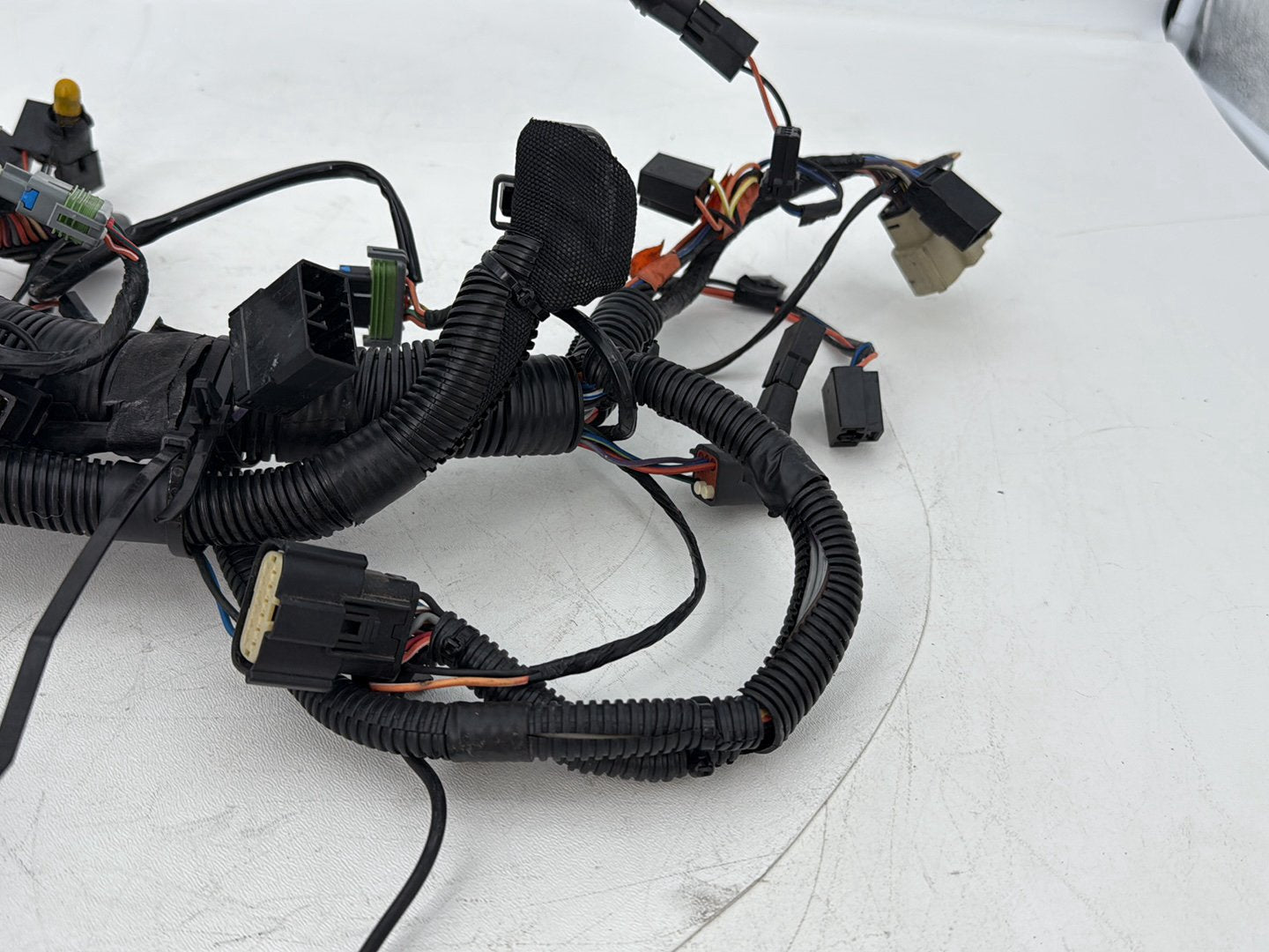 2007 - 2012 Harley-Davidson Touring Electra Glide Ultra Front Sub Wiring Harness Loom Interconnect 70232-07