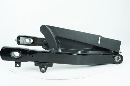 2007 - 2011 Harley-Davidson Dyna Fat Bob Rear Fork Swingarm Swing Arm 47820-06