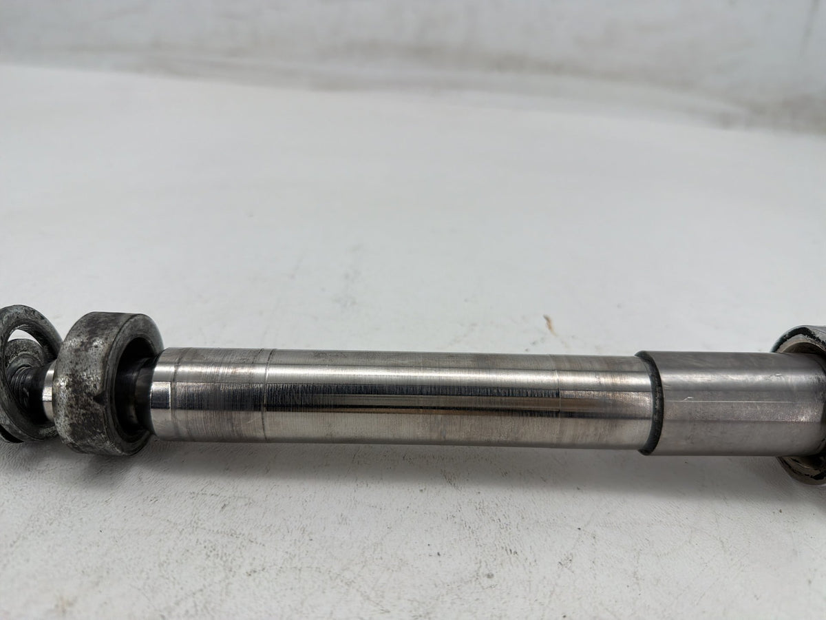 2005 Harley Dyna Super Glide Custom FXDC OEM Front Wheel Axle Bolt Shaft