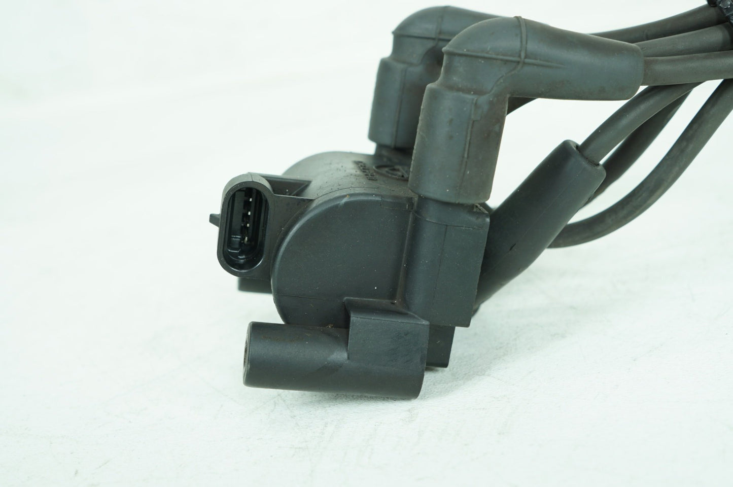 2007 - 2016 Harley-Davidson Touring Street Glide Ignition Coil Spark Plugs Cable 31696-07A