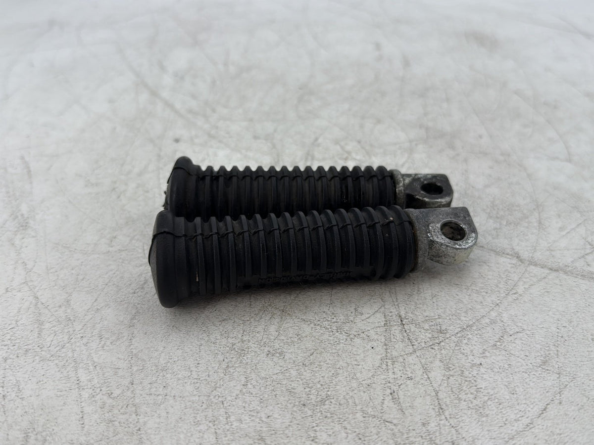 2013 Harley Heritage Softail Classic FLSTC OEM Left & Right Step Foot Rest Pegs
