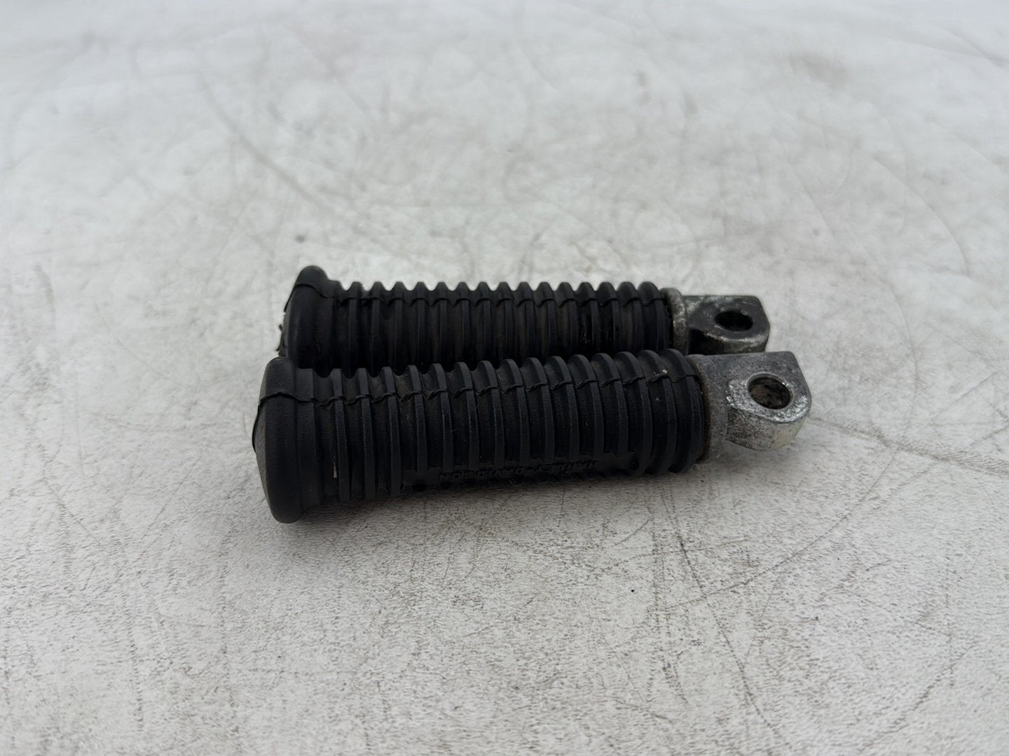 2013 Harley Heritage Softail Classic FLSTC OEM Left & Right Step Foot Rest Pegs