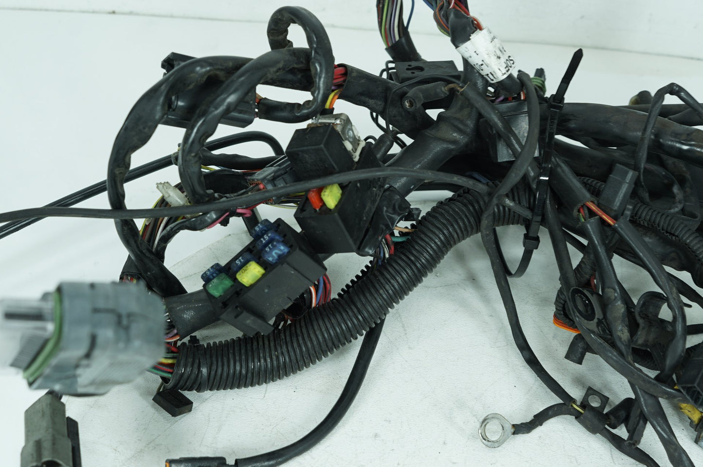 2000 - 2006 Harley-Davidson Softail Deuce Main Wire Wiring Harness Loom 70216-01