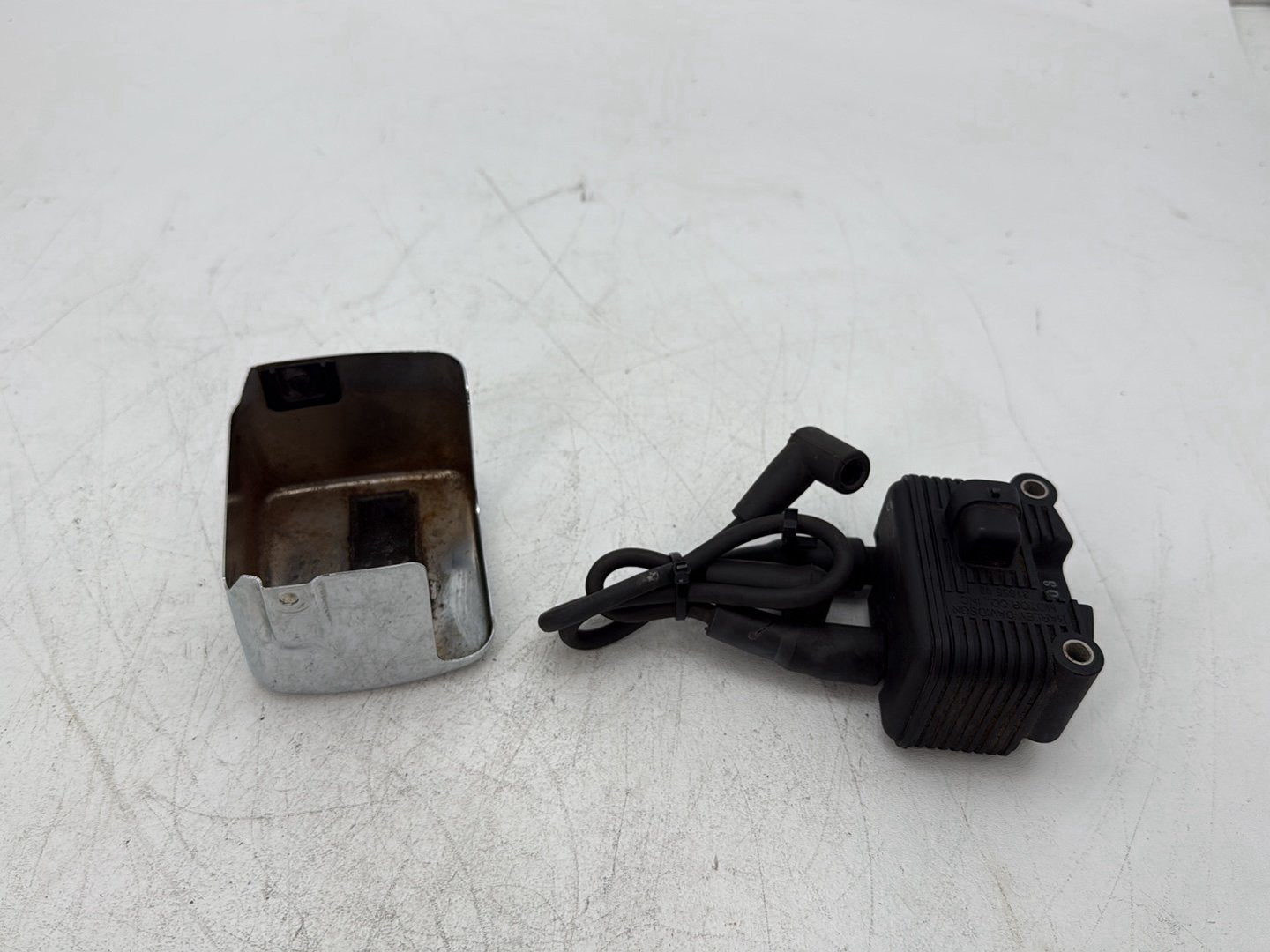 2003 Harley Softail FLSTC Heritage Classic OEM Ignition Coil Spark Plugs Cable