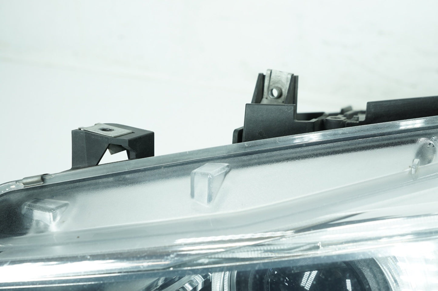 Harley-Davidson Misc  Right Headlight 7410795-03