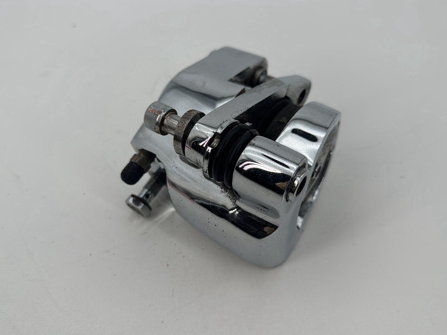 1999 - 2006 Harley-Davidson Dyna Low Rider Front Left 1 Brake Caliper CHROME