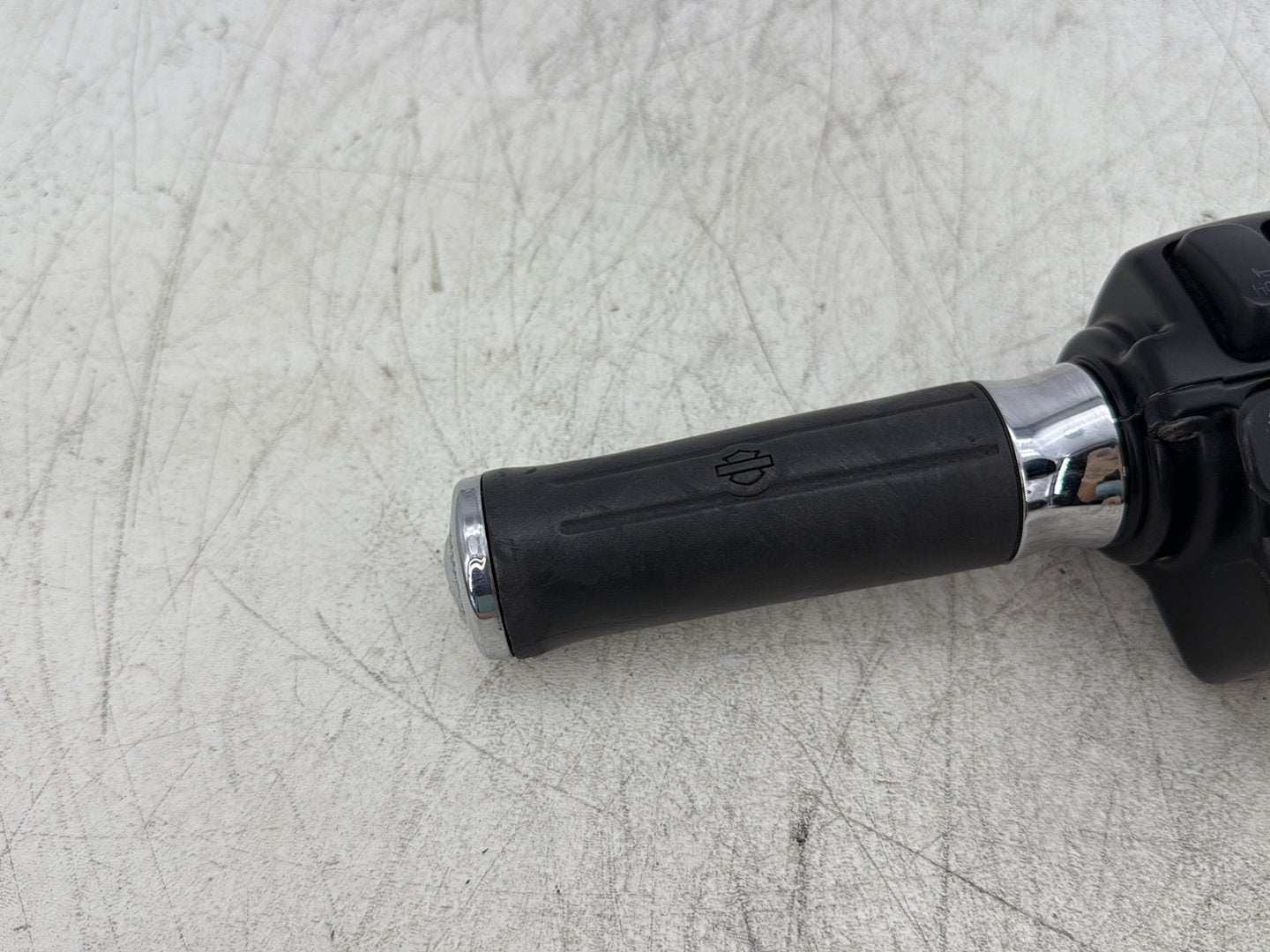 2007 Harley Touring FLHTC Electra Glide Classic OEM Left Turn Signal Headlight Switches Controls