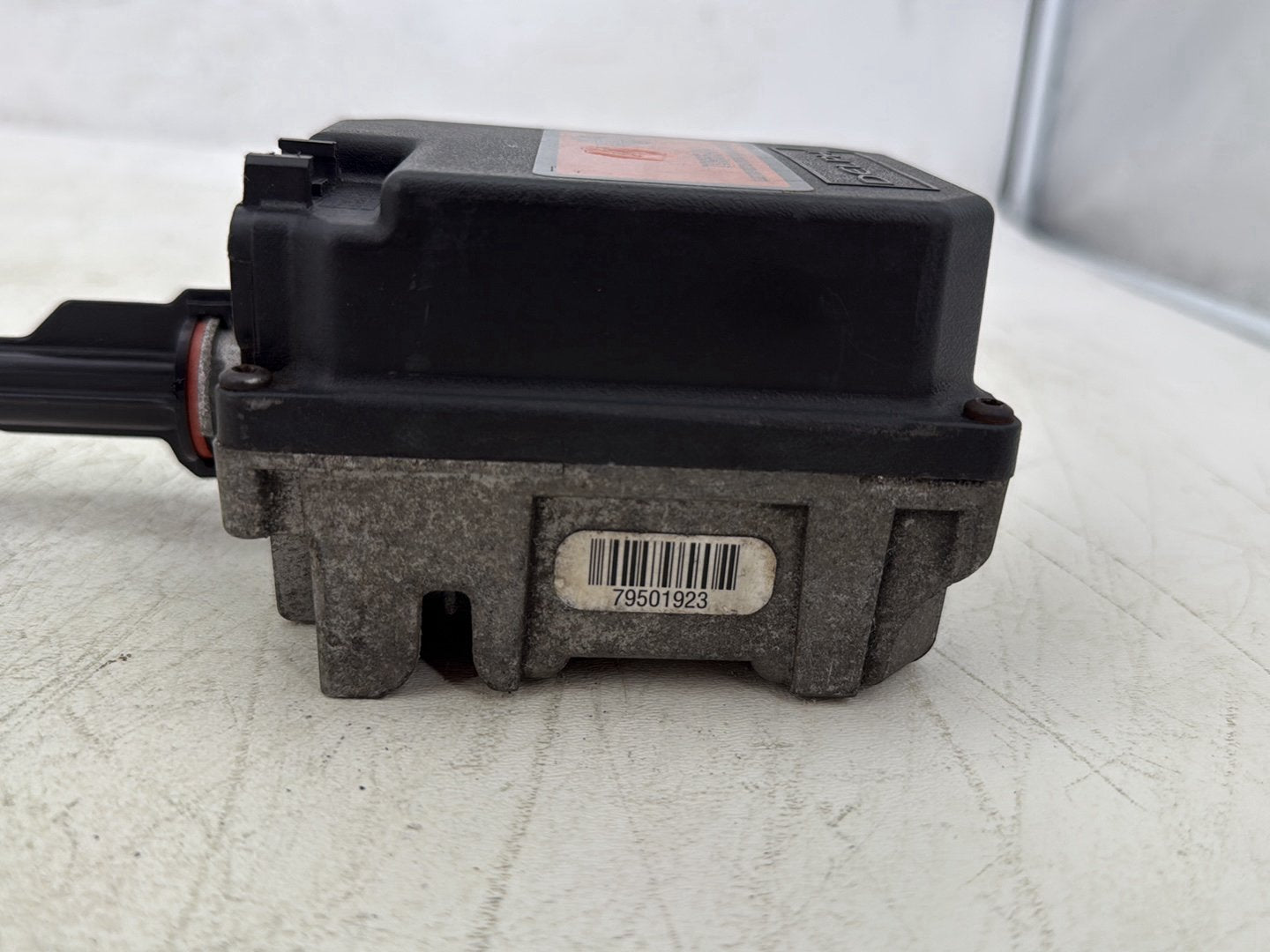 2007 Harley Touring FLHTC Electra Glide Classic OEM Cruise Control Actuator 70955-04