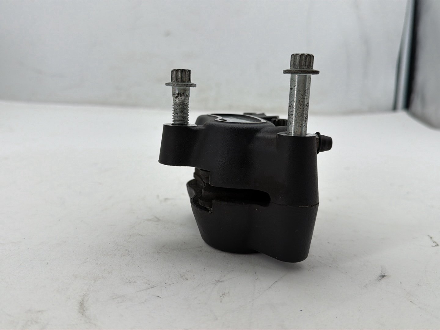 2008 Harley Dyna Fat Bob FXDF OEM Front Right 1 Brake Caliper