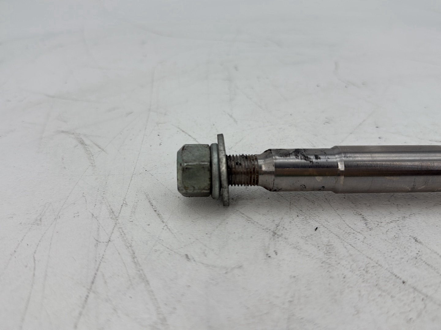 2004 - 2013 Harley-Davidson Sportster 1200 Custom Front Wheel Axle Bolt Shaft 43895-00